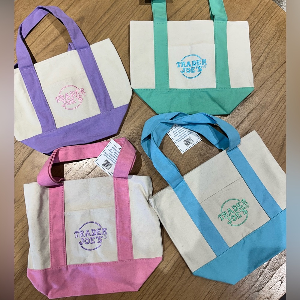 Trader Joe’s Mini Pastel Canvas Tote Bag - New With Tags (INDIVIDUALS)